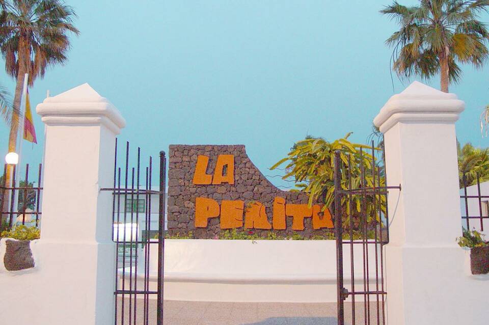 Apartamentos La Peñita 4