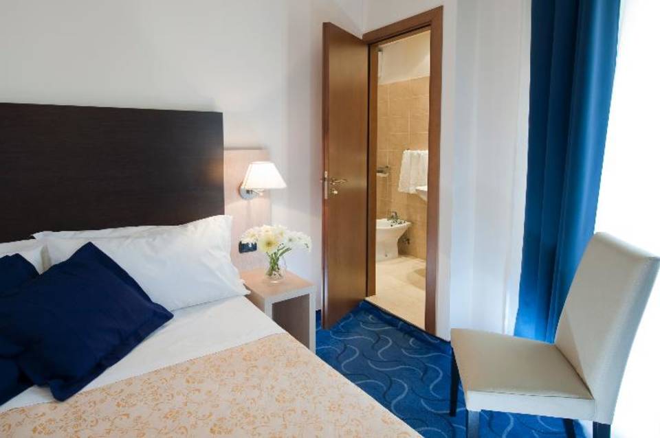 Club House Hotel 1