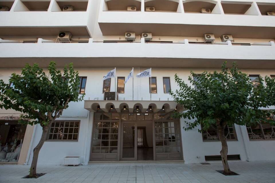 Santa Marina Unique Hotel 1