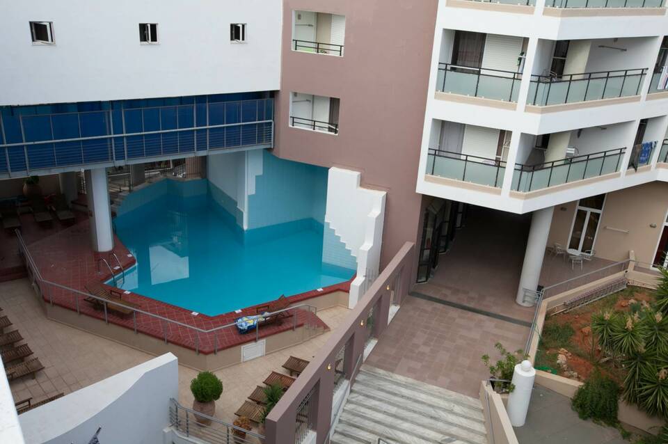 Santa Marina Unique Hotel 3