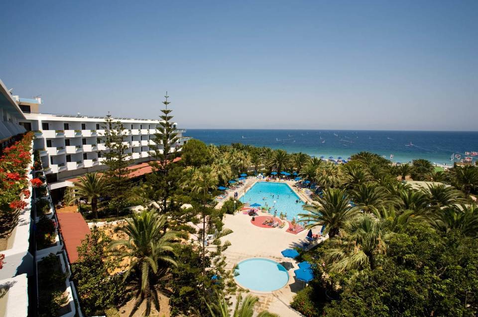 Blue Horizon Beach Resort 4