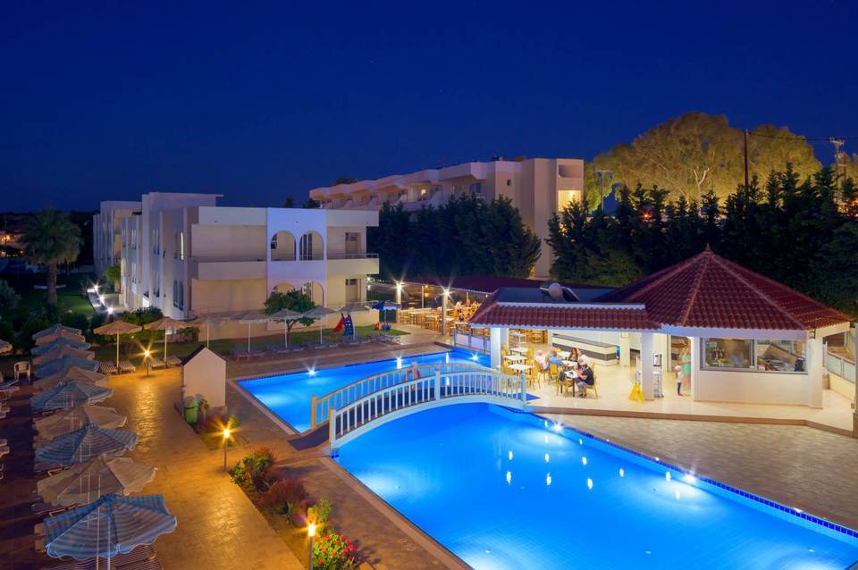 Memphis Beach Hotel  5