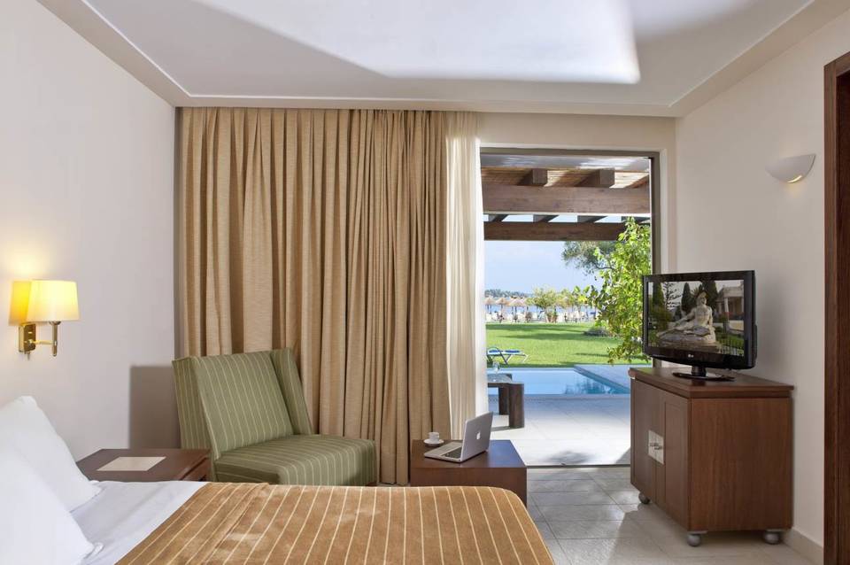 Kontokali Bay Resort & Spa 4