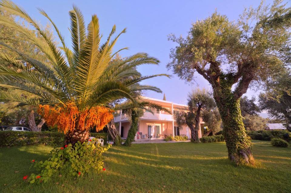 Elea Beach Hotel 4