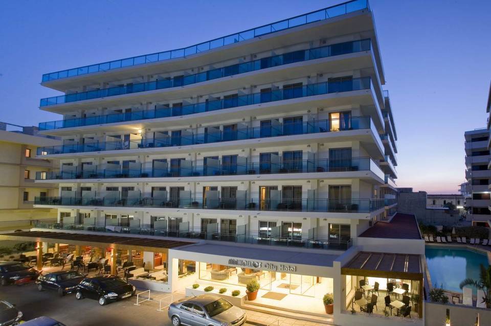 Manousos City Hotel 2
