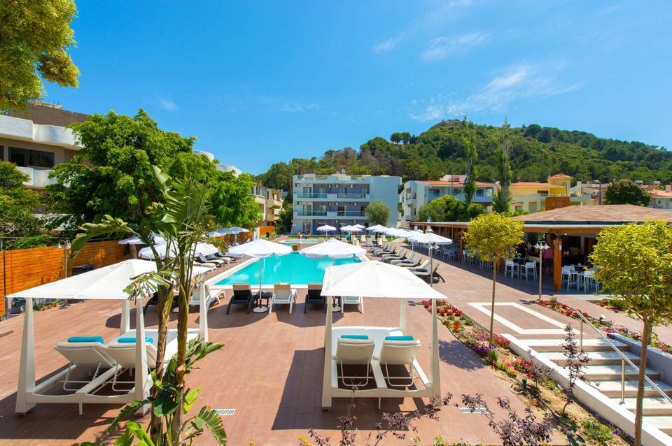 Sunny Days Hotel & Resort 1