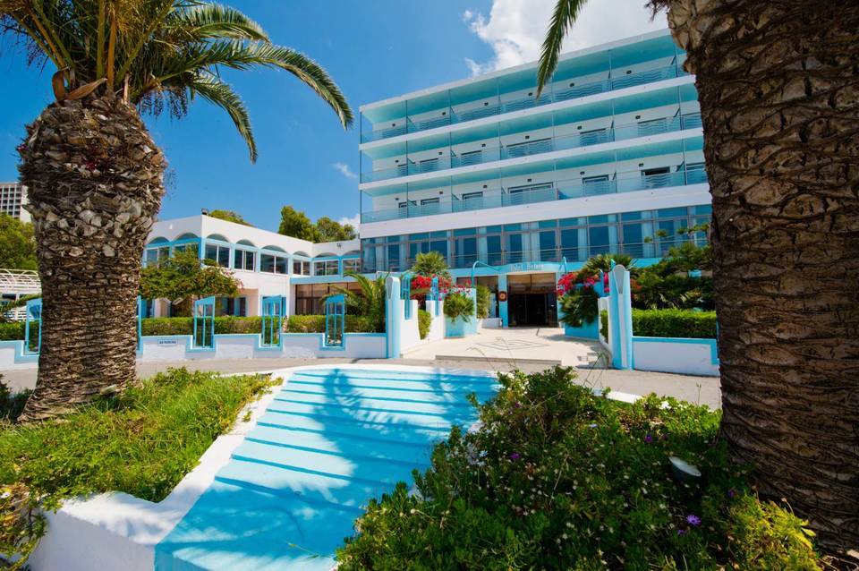 Belair Beach Hotel 5