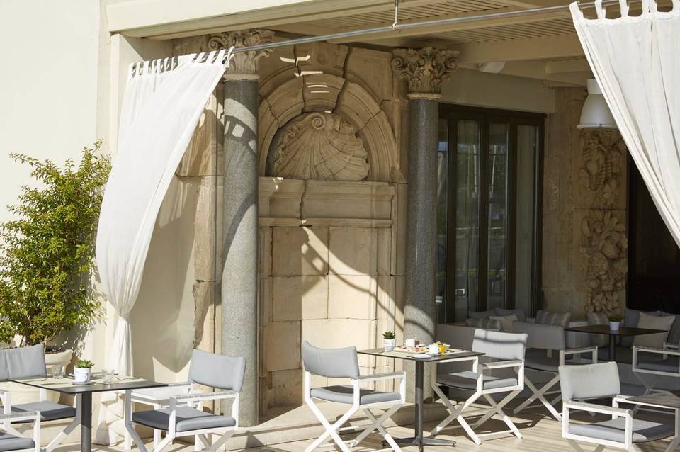 Mon Repos Palace 1