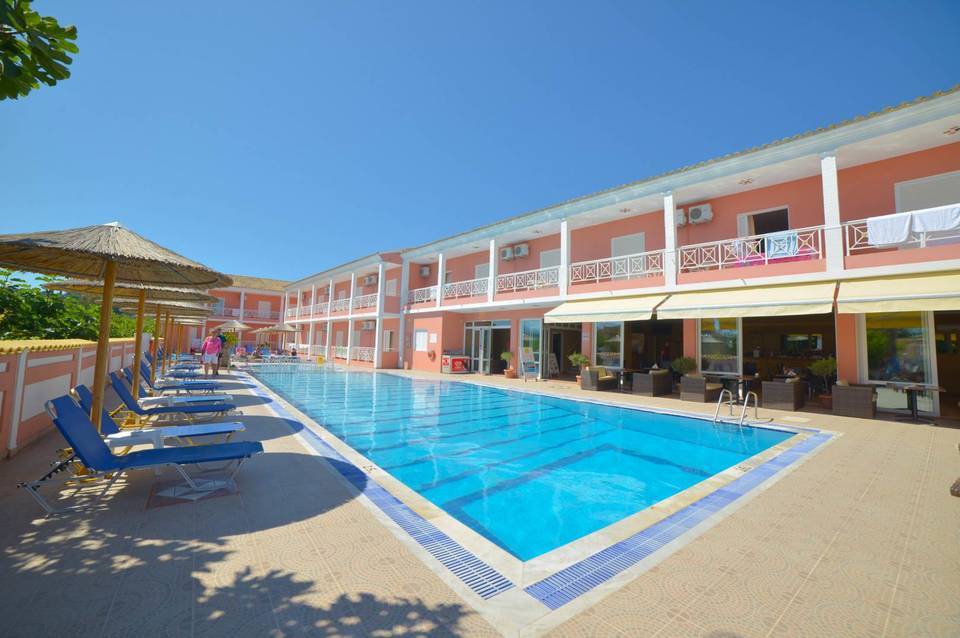 Angelina’s Hotel & Apartments 4
