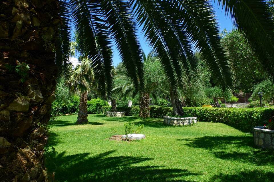 Nefeli Hotel 2