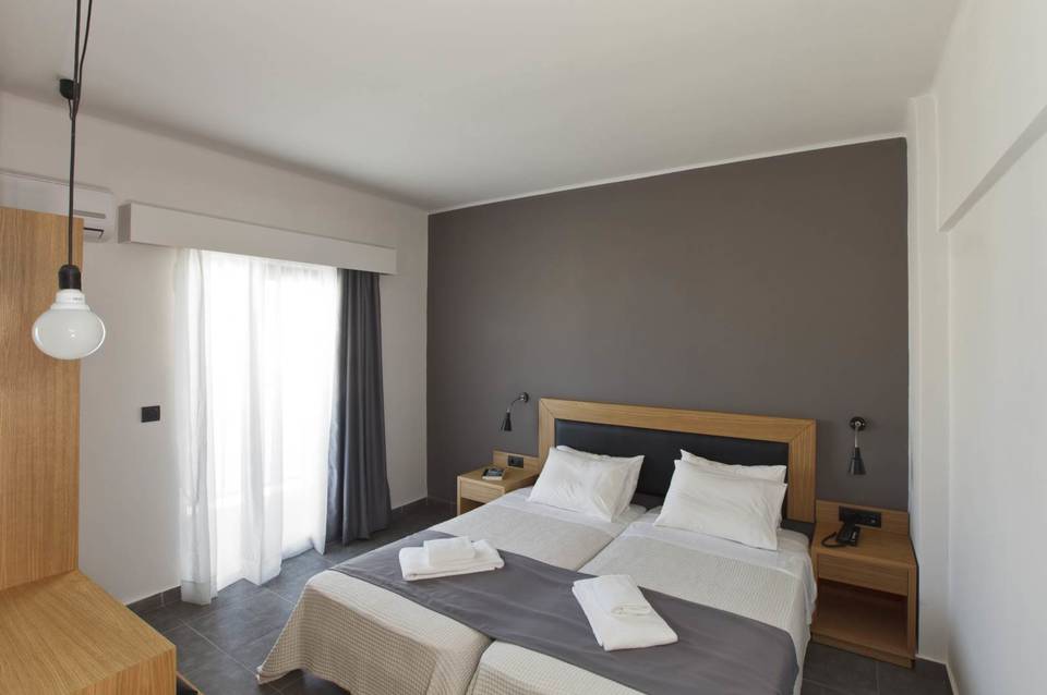 Butterfly Hotel 2