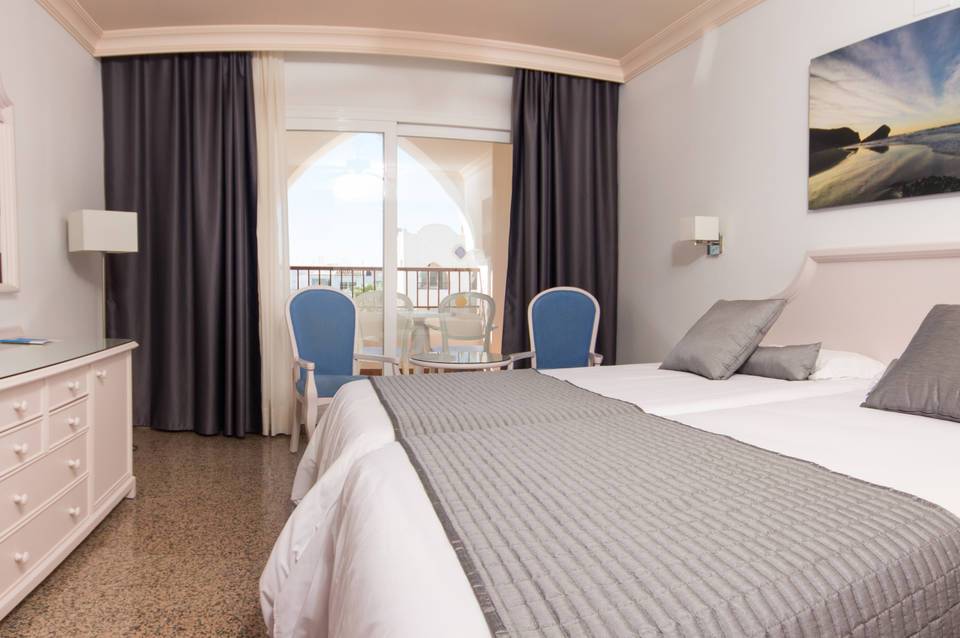 Hotel Mac Puerto Marina 4