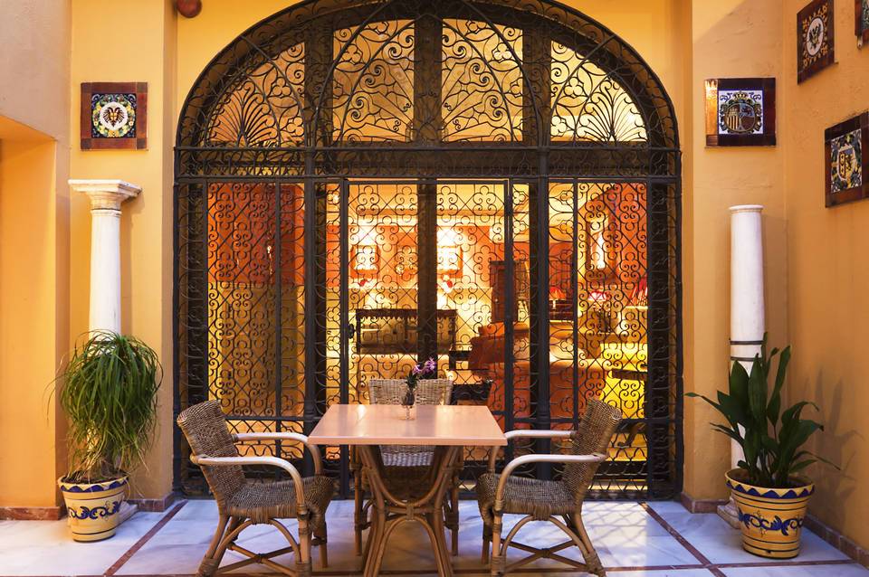 H10 Corregidor Boutique Hotel 1