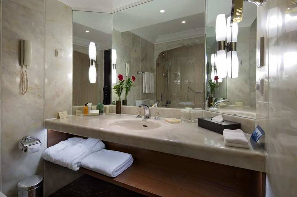 Hilton Istanbul Bosphorus 5