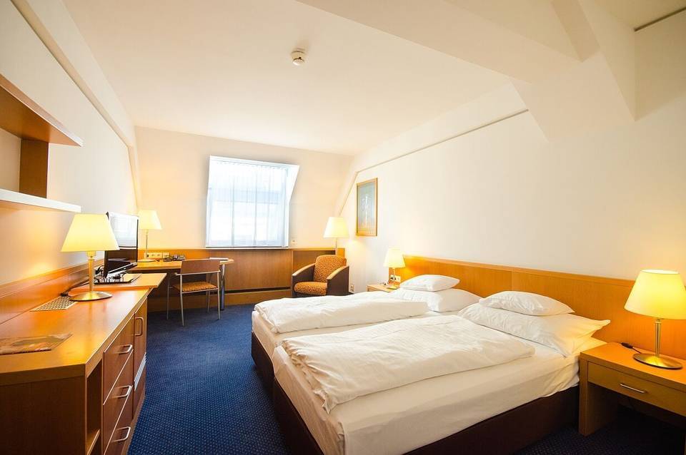 Hotel & Palais Strudlhof 3