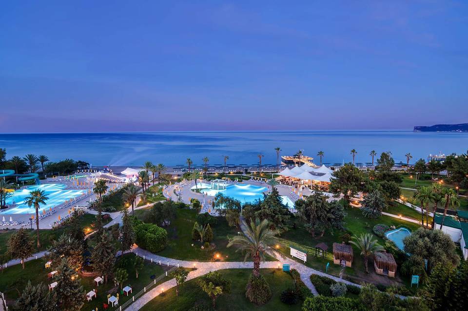 Mirage Park Resort 1