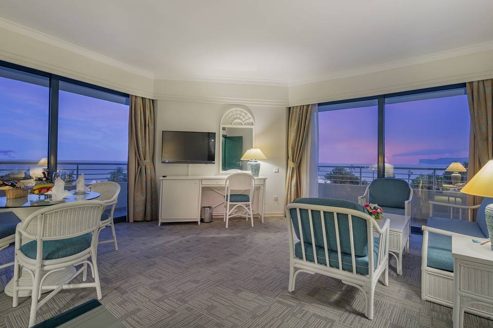 Mirage Park Resort 3
