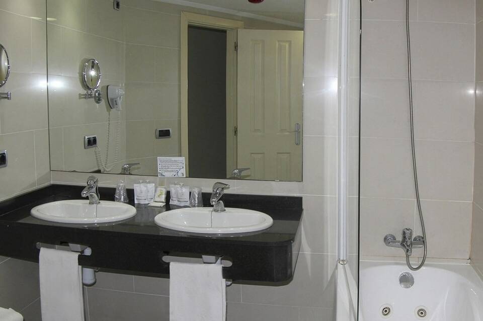 Magic Inn Hotel 3