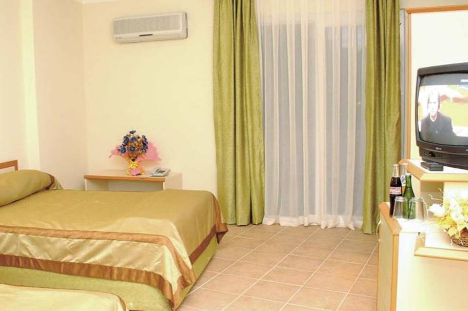 Blue Star Hotel 1