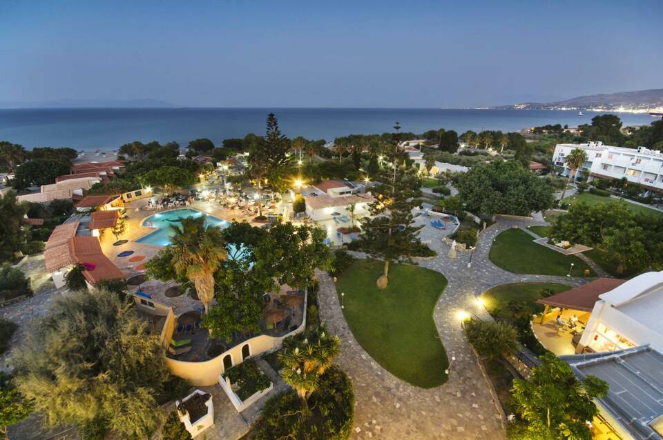 Atlantis Hotel 2