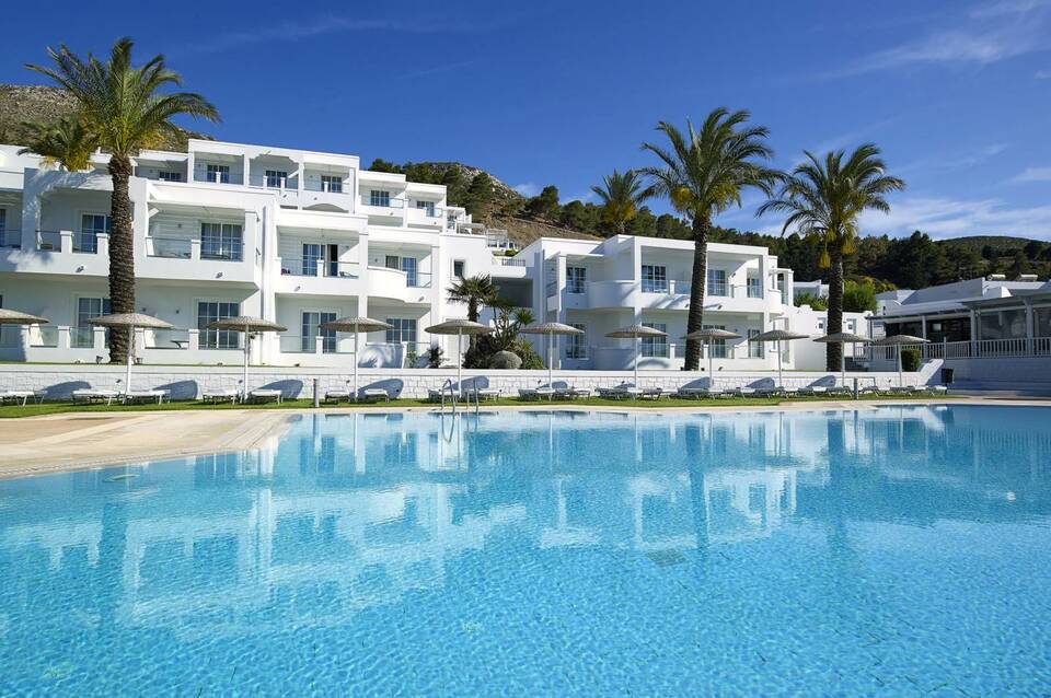 Dimitra Beach Hotel & Suites 5