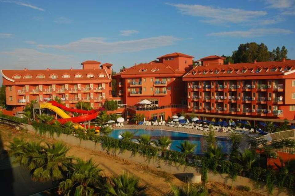 Club Side Coast Hotel 3