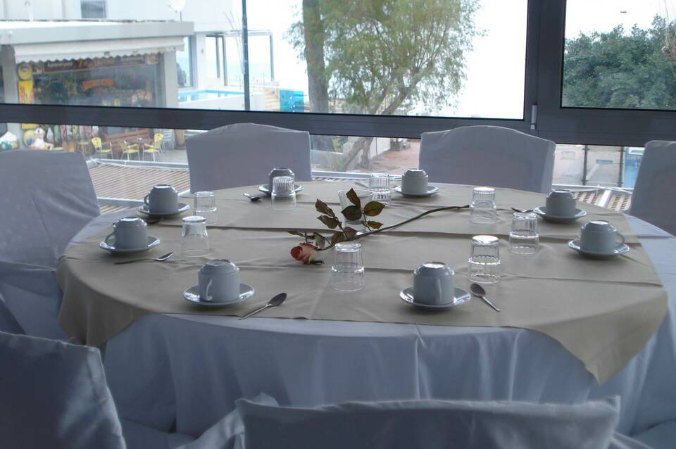 Hotel Triton 2