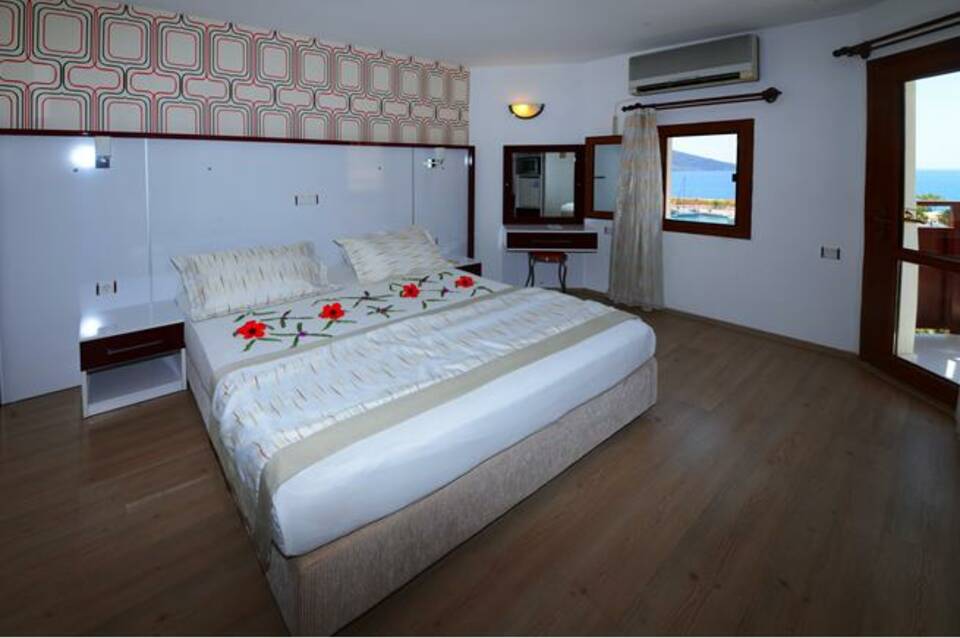 Pirat Hotel 4