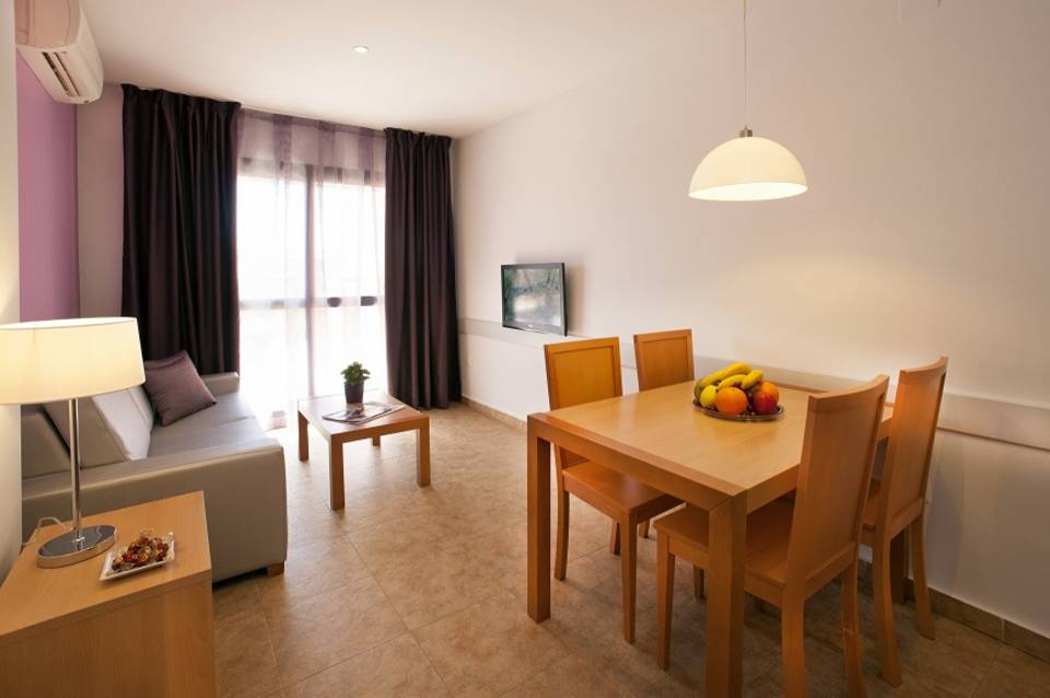 Leo Punta Umbria - Adults Only 3