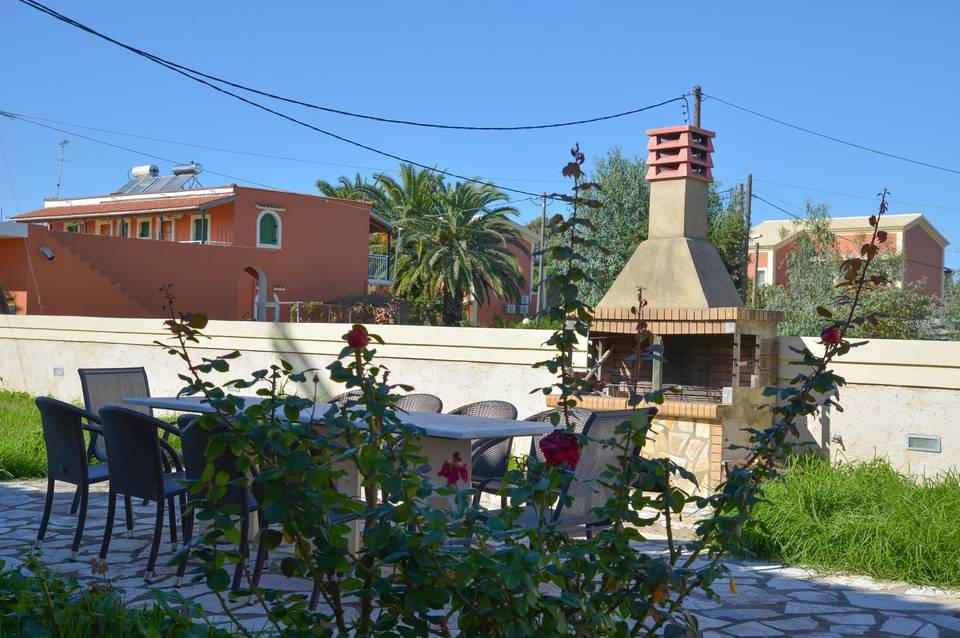 Megali Luxuries Apartments 5