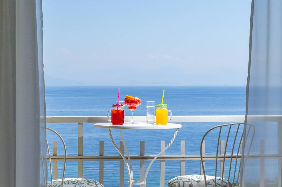 Aurora Beach Hotel Corfu 3