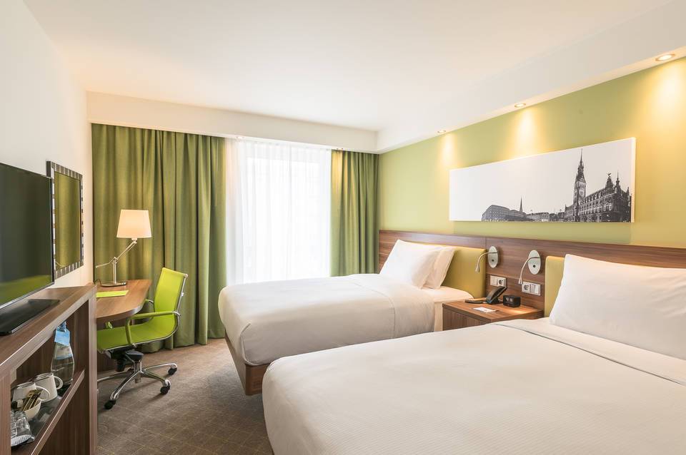 Hampton by Hilton Hamburg City Centre 1