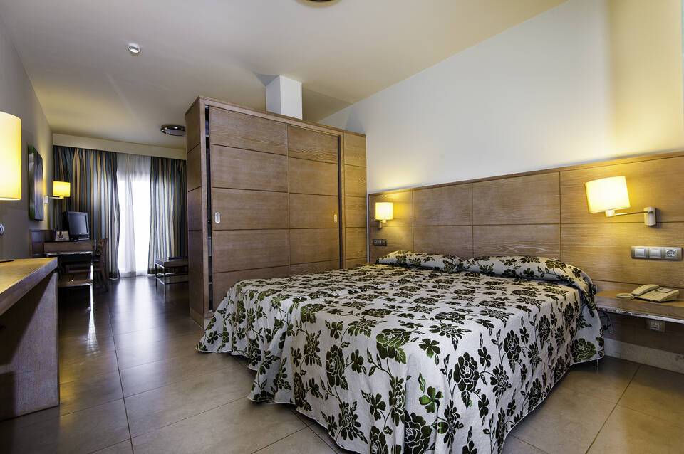 Kn Hotel Arenas del Mar 2