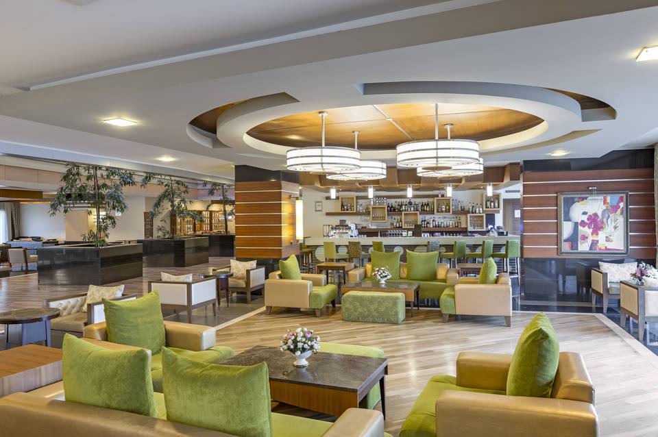 Royal Wings Hotel 2