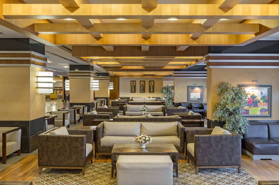 Royal Wings Hotel 3