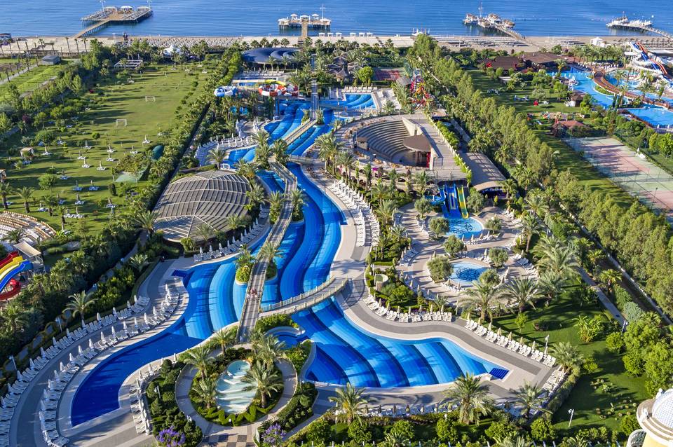 Royal Holiday Palace 1