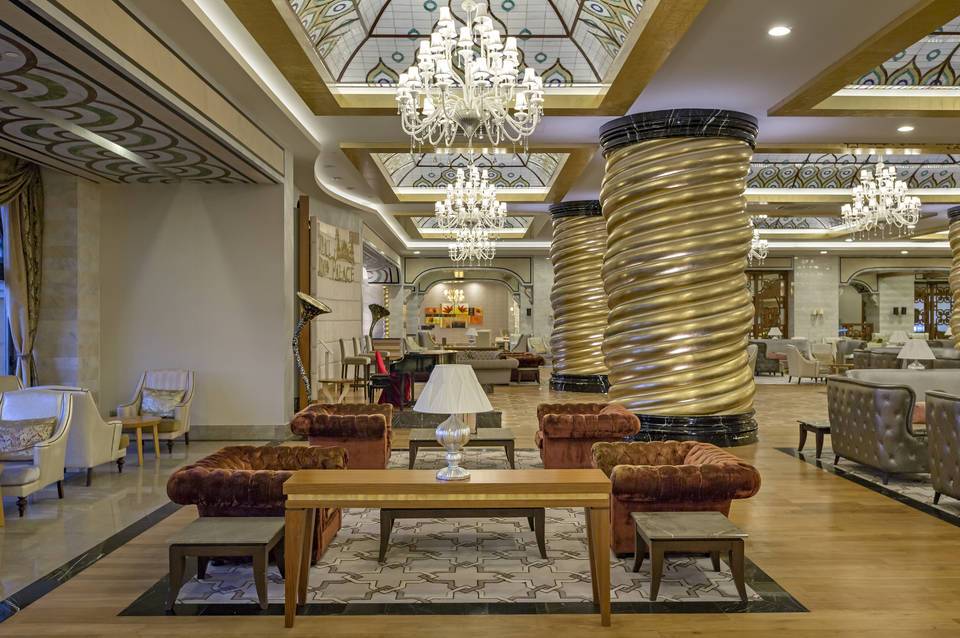Royal Holiday Palace 3