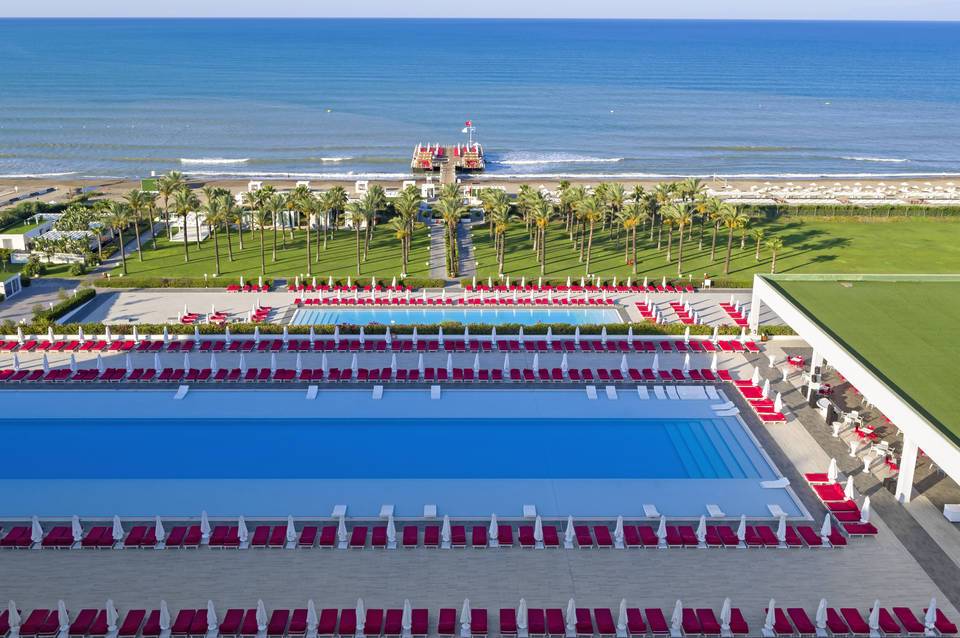 Adam & Eve Hotel 1