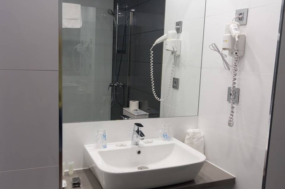 Ona Marbella Inn 3