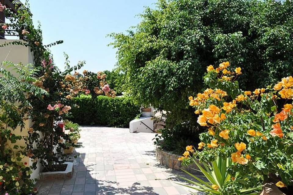 Pefkos Village Resort 2