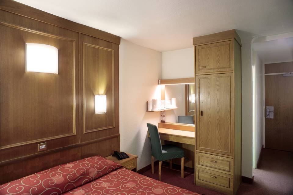 STG Hotel Oxford Street 3