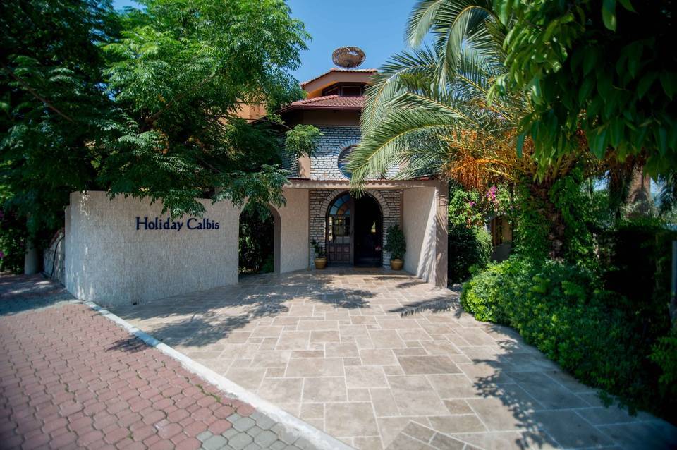 Holiday Calbis 1