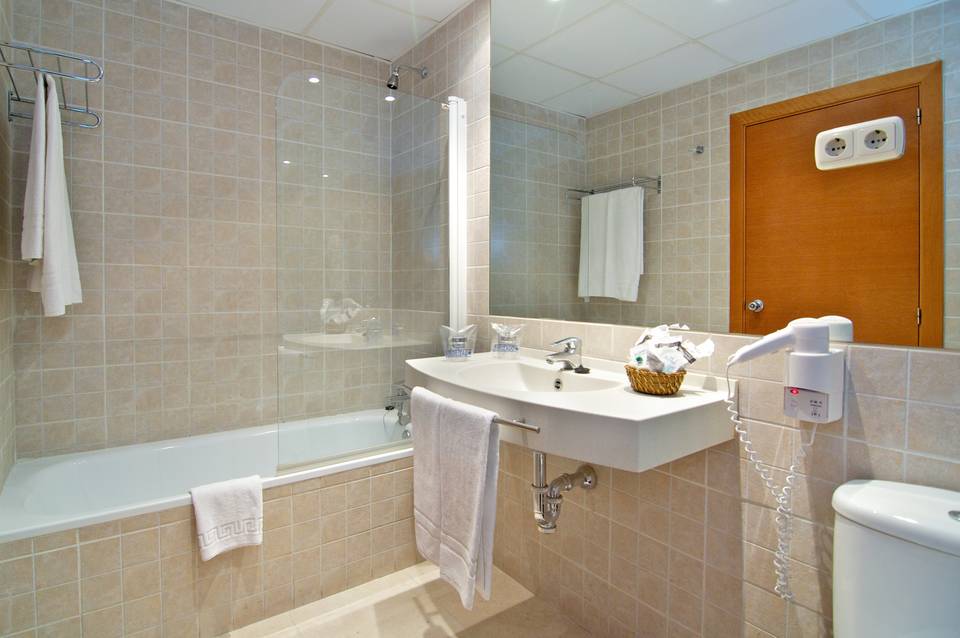 Hotel Puente Real 5