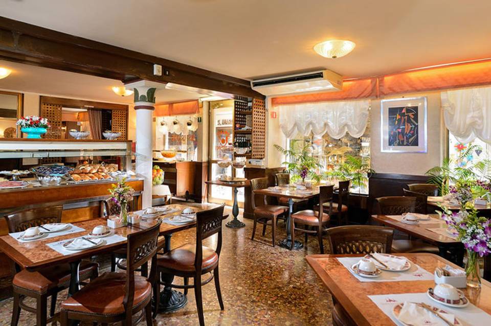 San Marco Hotel Ambassador Tre Rose 5