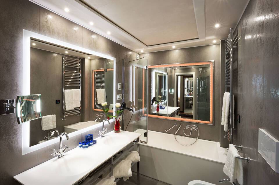Hotel Santa Chiara 4