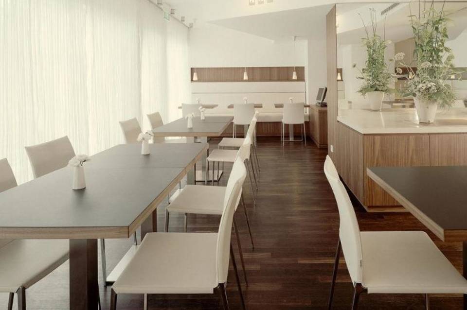 harry's home Berlin Moabit 5