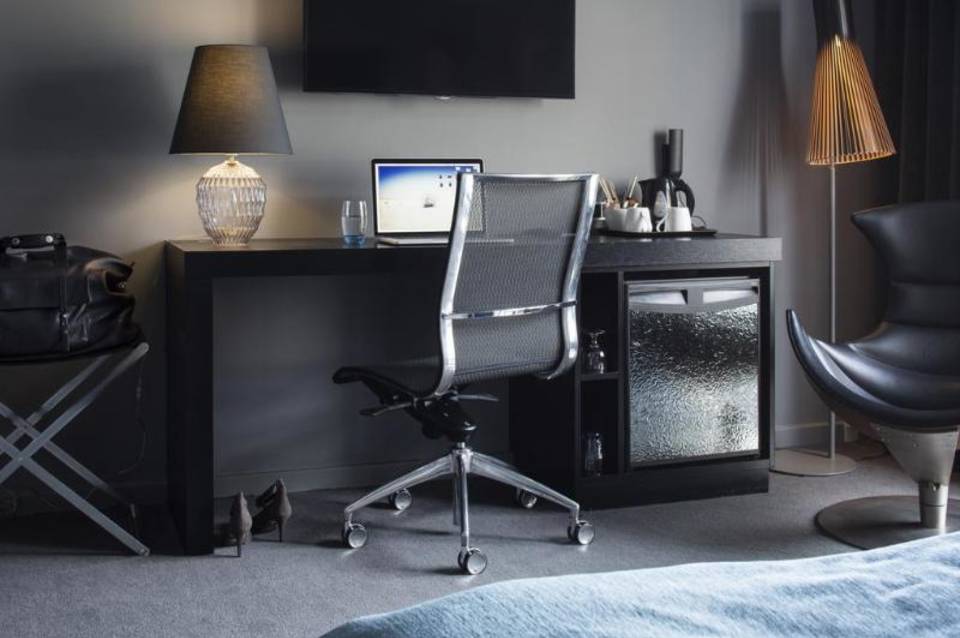 Scandic Front 4