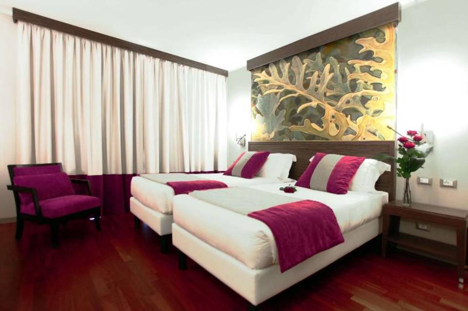 Ramada Plaza by Wyndham Milano 4