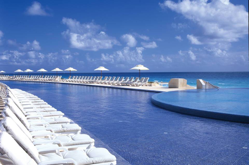 Live Aqua Cancun 1