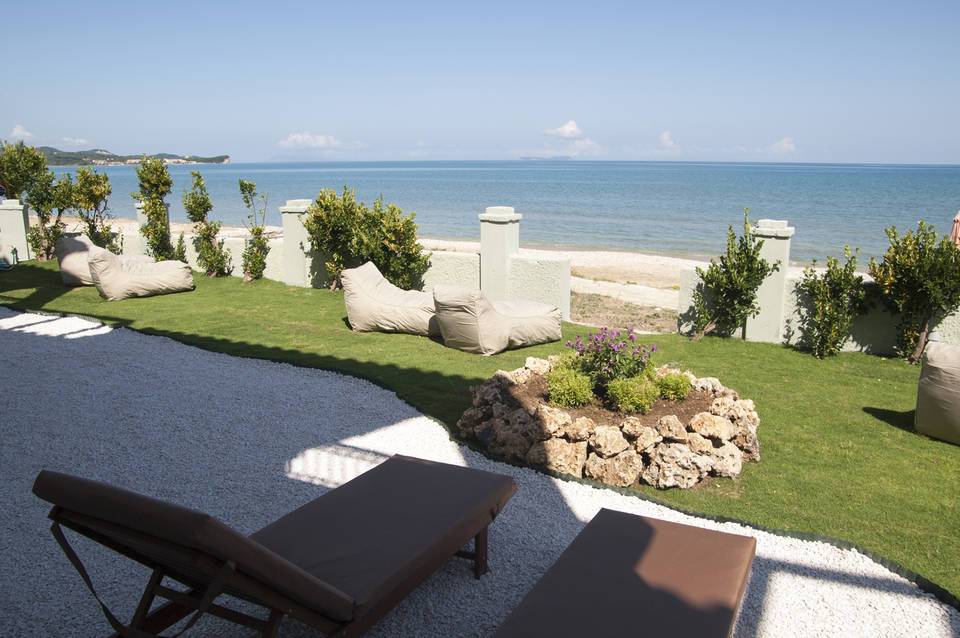 Cressida Seaside Apartments 2